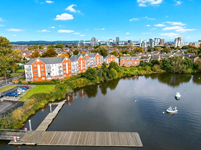 2 Bedroom Apartment For Sale In Jim Driscoll Way, Cardiff Bay, Cardiff, South Glamorgan, CF11