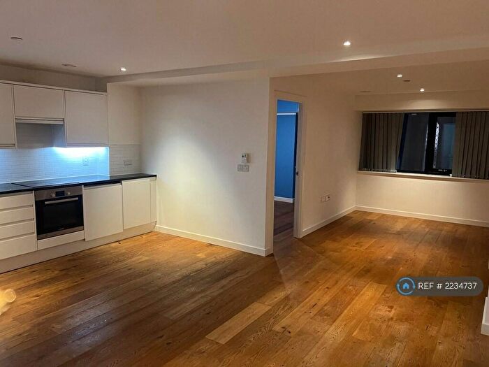 2 Bedroom Flat To Rent In Surrey House, Croydon, CR0