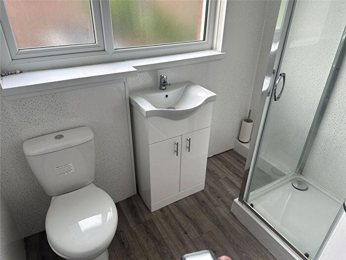 3 Bedroom End Of Terrace House For Sale In Canberra Way, Birmingham, West Midlands, B12