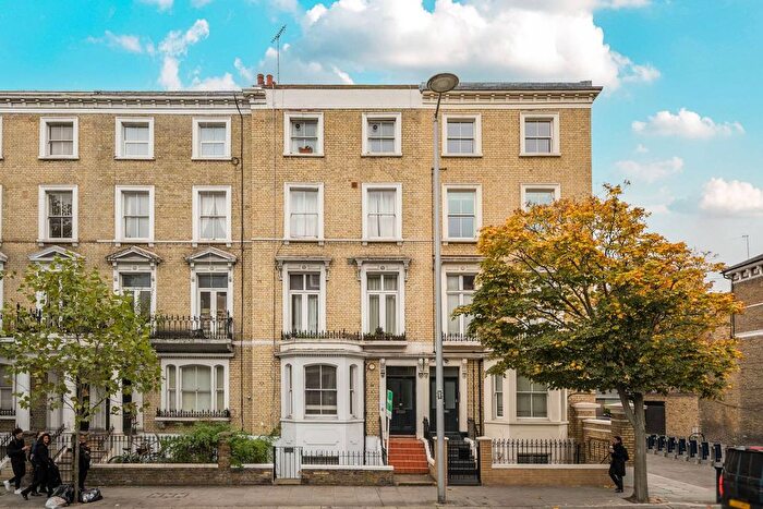 2 Bedroom Flat To Rent In Kings Road, Chelsea, London, SW10