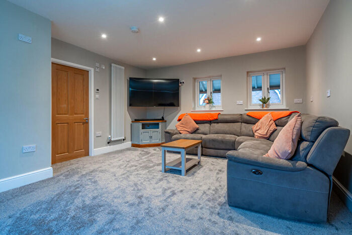 3 Bedroom Detached House For Sale In Thorpe St Andrew, NR7