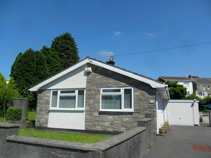 3 Bedroom Detached Bungalow To Rent In Waun Daniel, Rhos, Pontardawe, Swansea, SA8