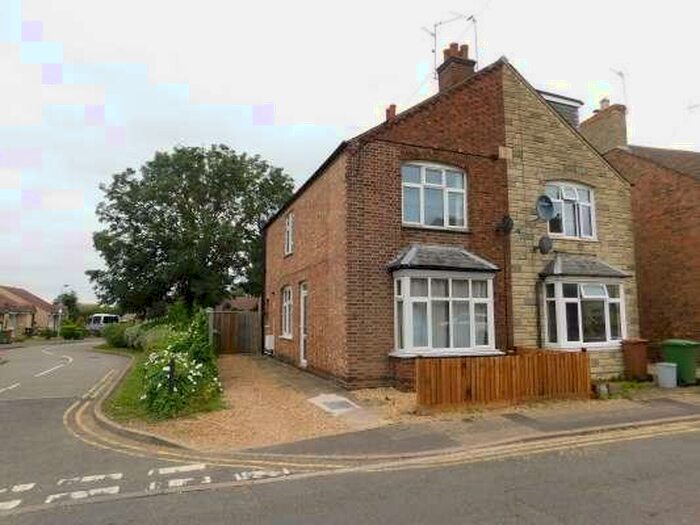3 Bedroom Semi-Detached House To Rent In Churchfield Road, Peterborough, Cambridgeshire, PE4