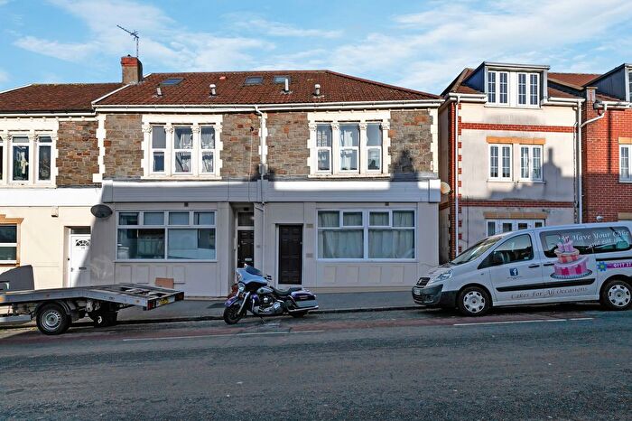 1 Bedroom Flat For Sale In Bell Hill Road, Bristol, BS5