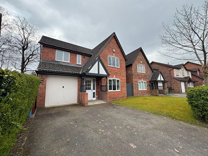 4 Bedroom Detached House To Rent In Downes Way, Sharston, Wythenshawe, Manchester, M22