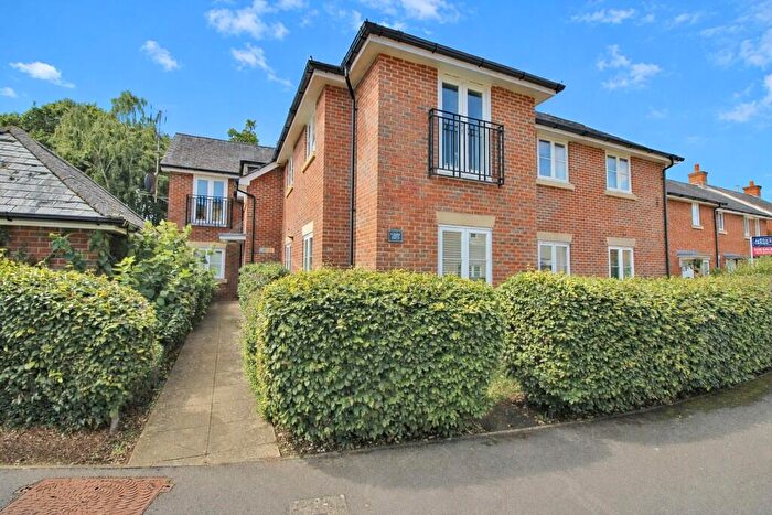 2 Bedroom Flat For Sale In Boundary Walk, Knowle, PO17