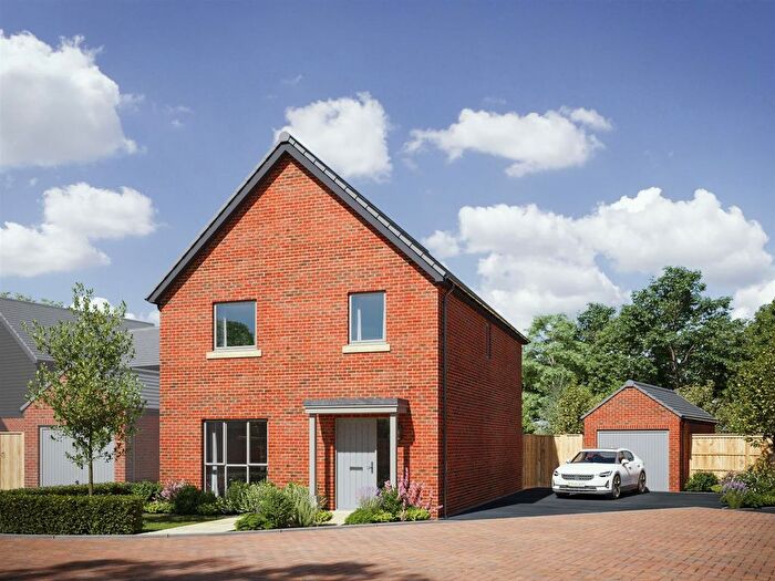4 Bedroom Detached House For Sale In Upton's Garden, Whitminster, Gloucester, GL2