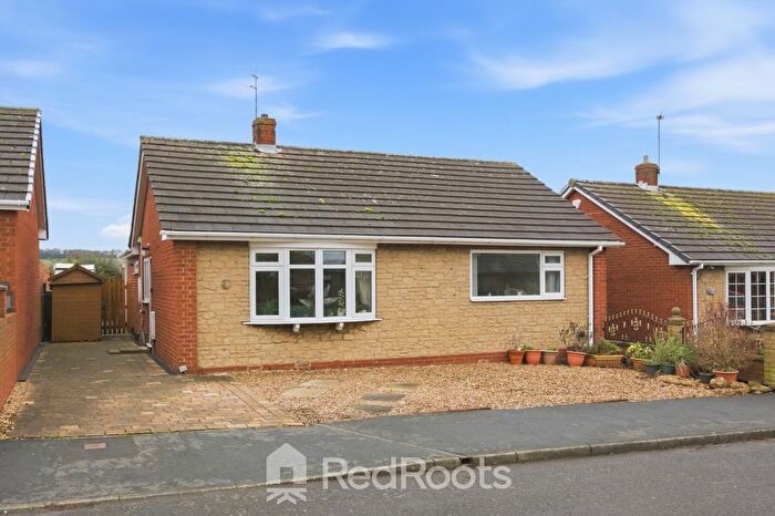3 Bedroom Detached Bungalow For Sale In Crane Moor Close, Harlington, Doncaster, DN5