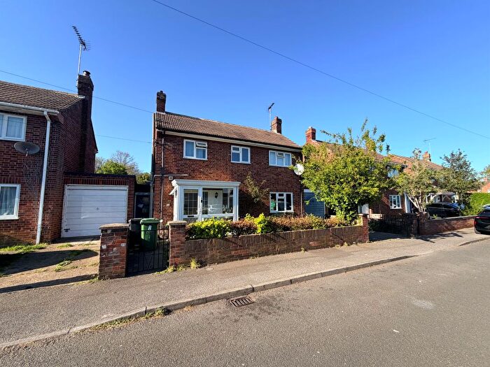 3 Bedroom Detached House For Sale In Gildenburgh Avenue, Peterborough, PE1