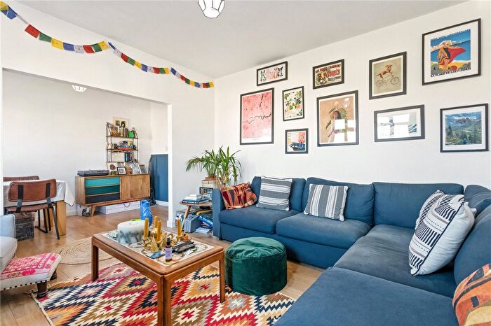 2 Bedroom Flat For Sale In London Road, Mitcham, CR4