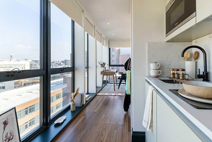 Studio To Rent In James Street, Liverpool, Merseyside, L2