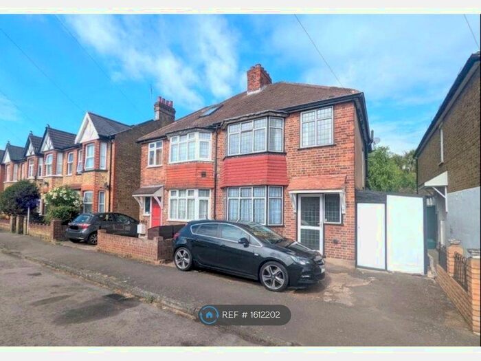 3 Bedroom Semi-Detached House To Rent In Alfred Road, Feltham, TW13