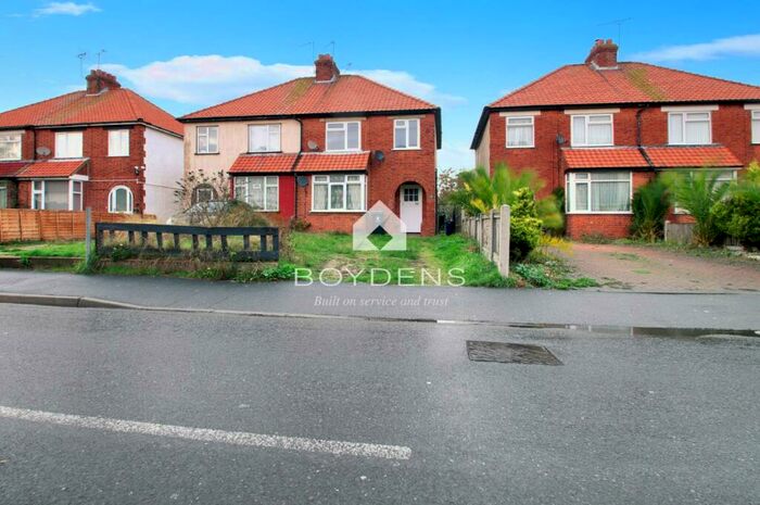 1 Bedroom Flat To Rent In Coppins Road, Clacton On Sea, CO15