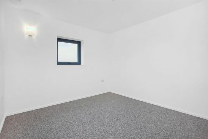 2 Bedroom Terraced House To Rent In Broad Cloth Court, High Street, Wellington, TA21