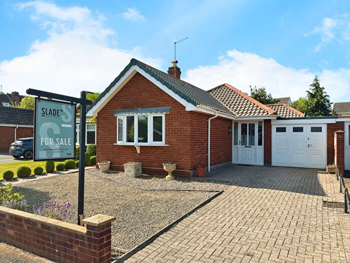 3 Bedroom Bungalow For Sale In Mancroft Gardens, Tettenhall, Wolverhampton, WV6