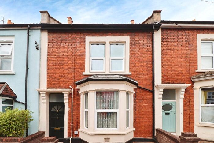 2 Bedroom Terraced House For Sale In Hinton Road, Bristol, BS5
