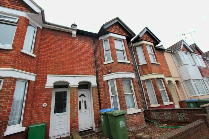 1 Bedroom Flat To Rent In Romsey Road, Southampton, Hampshire, SO16