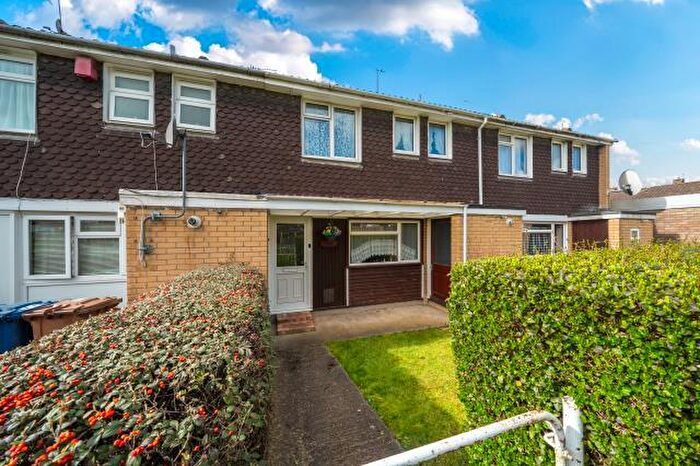 3 Bedroom Terraced House For Sale In Starwort Path, Oxford, OX4