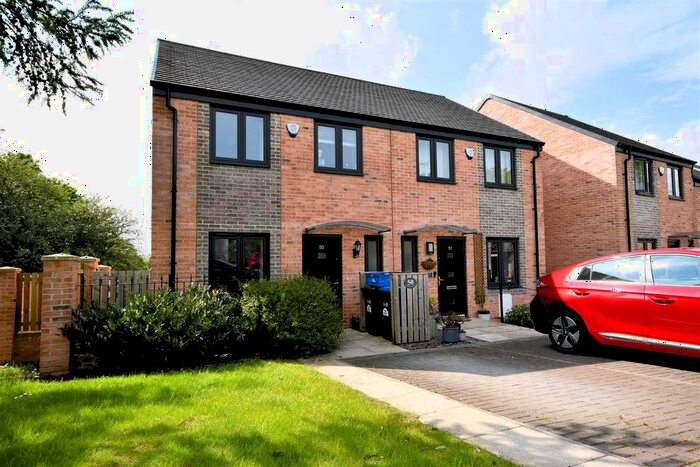 3 Bedroom Semi-Detached House To Rent In Illingworth Grove, Durham, DH1