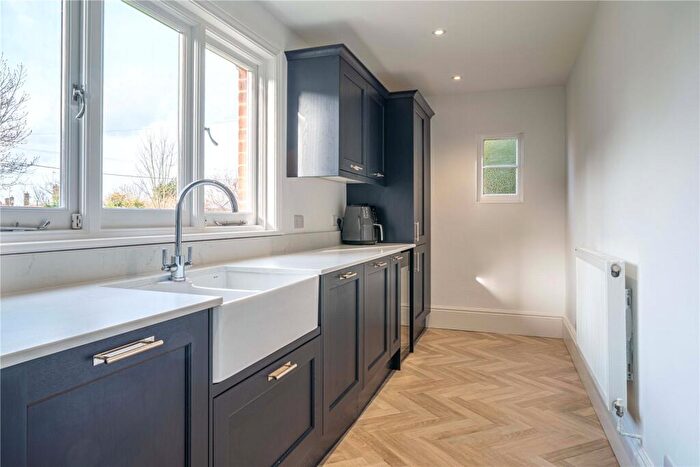 5 Bedroom Detached House For Sale In Epping Road, Roydon, Essex, CM19