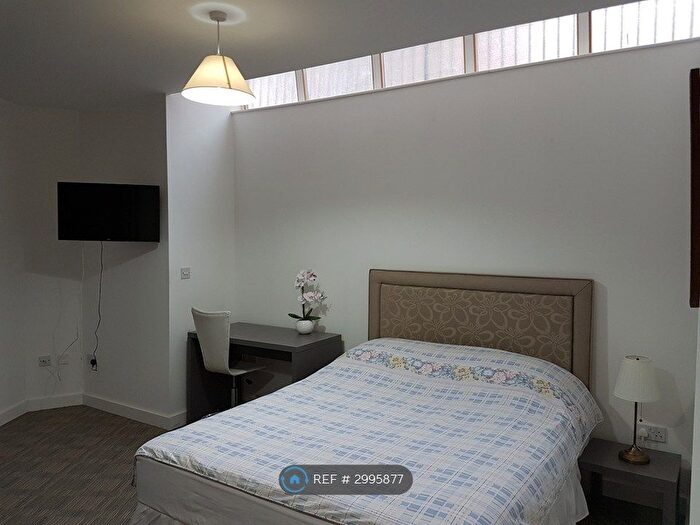Studio To Rent In Cobourg Street, Manchester, M1