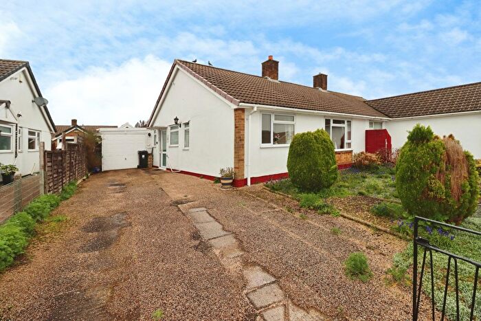 2 Bedroom Bungalow For Sale In Highnam Close, Patchway, Bristol, BS34