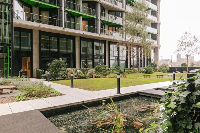 2 Bedroom Flat To Rent In Riverlight Quay, London, SW11