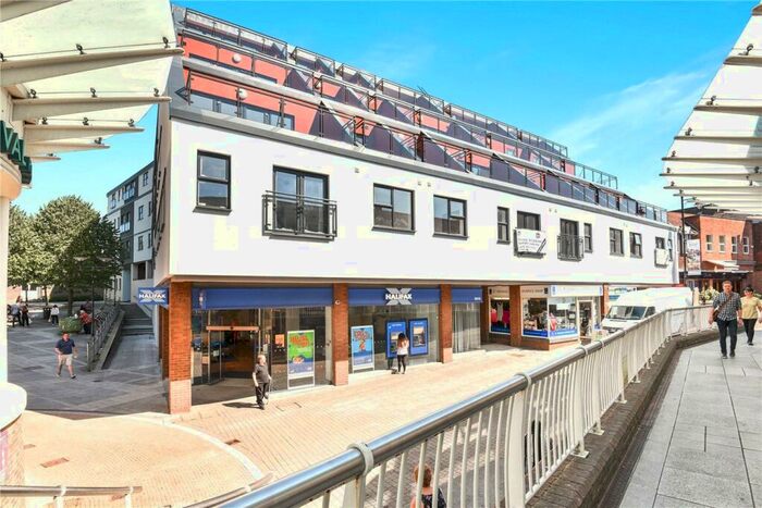 1 Bedroom Apartment To Rent In Town Centre, RG21