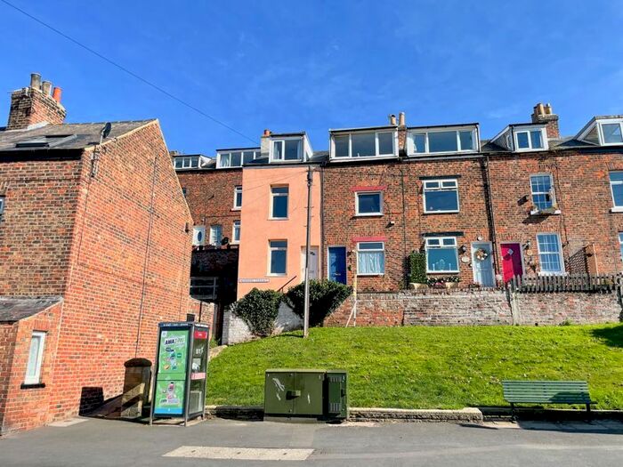 2 Bedroom Semi Detached House To Rent In White Leys Road, Whitby YO21