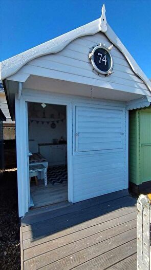 Chalet For Sale In Southcliff, Walton On The Naze, CO14