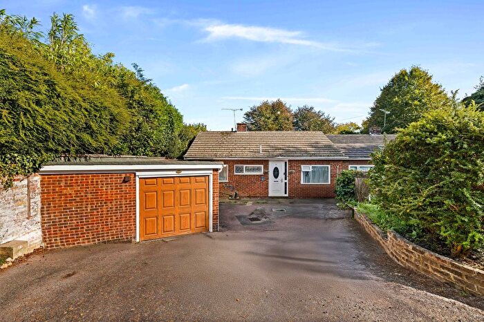 2 Bedroom Semi-Detached House For Sale In Chapel Lane, Ashurst Wood, RH19