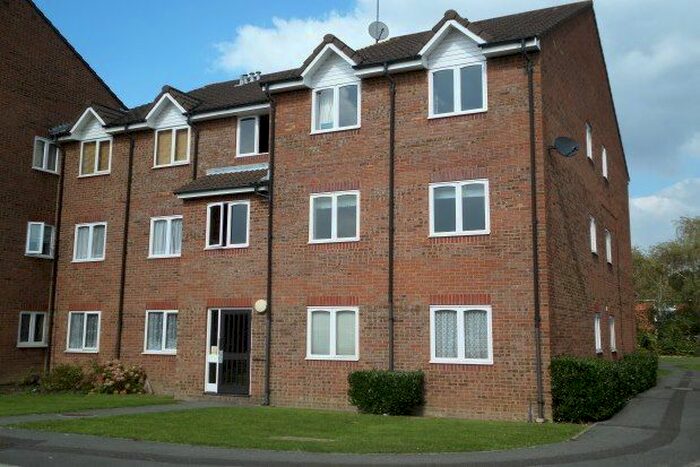 1 Bedroom Flat To Rent In Byron Road, Eastleigh, SO50