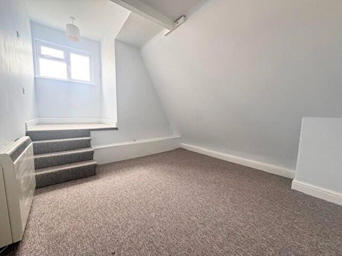 2 Bedroom Apartment To Rent In Bartlett Street, Bath, BA1