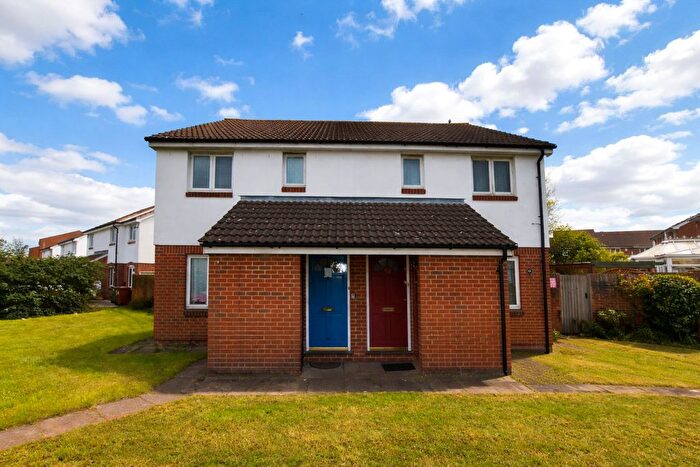 1 Bedroom Flat For Sale In Pelham Road, Bexleyheath, Kent, DA7