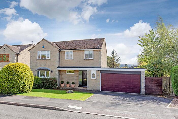4 Bedroom Detached House For Sale In Gorse Ridge Drive, Baslow, Bakewell, DE45