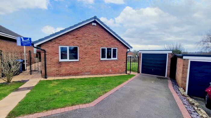 2 Bedroom Bungalow To Rent In Findern Close, Allestree, DE22