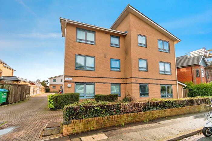 1 Bedroom Flat For Sale In Anglesea Road, Southampton, SO15