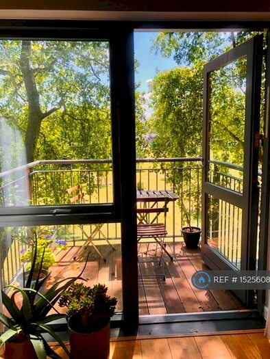 1 Bedroom Flat To Rent In Ellington House, London, E5