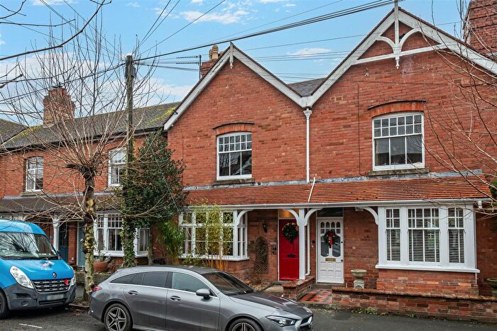 3 Bedroom Terraced House For Sale In Victoria Road, Devizes, SN10