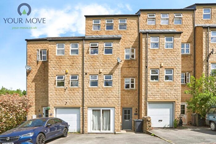 4 Bedroom Terraced House For Sale In Grove Mill Drive, Keighley, West Yorkshire, BD21
