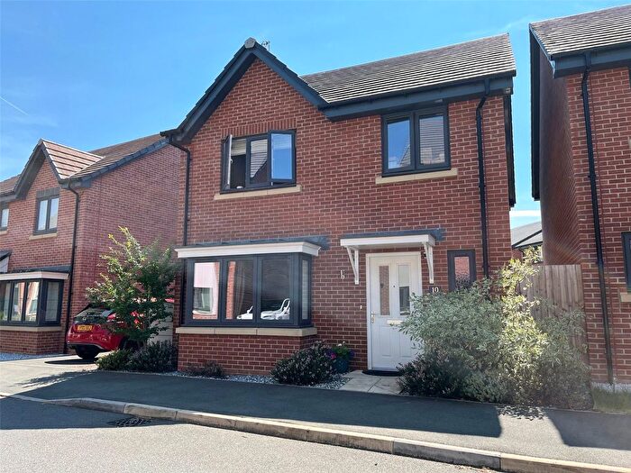 4 Bedroom Detached House For Sale In Newstead Way, Daventry, Northamptonshire, NN11