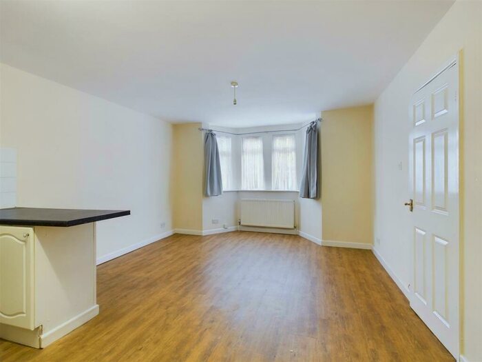 2 Bedroom Flat To Rent In Ashley Down Road, Bristol, BS7