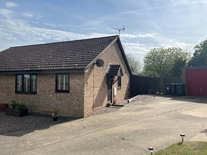 2 Bedroom Bungalow For Sale In Wheatfields, Diss, IP22