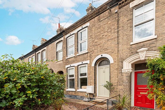 2 Bedroom Terraced House For Sale In Dereham Road, Norwich, NR2