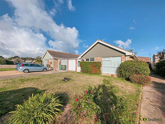 2 Bedroom Detached Bungalow For Sale In Lincoln Way, Bembridge, PO35