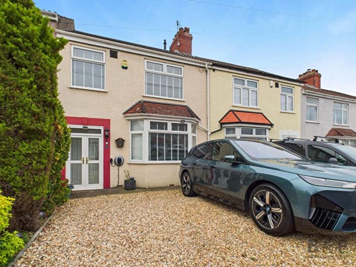 3 Bedroom Terraced House For Sale In Heather Close, Kingswood, BS15