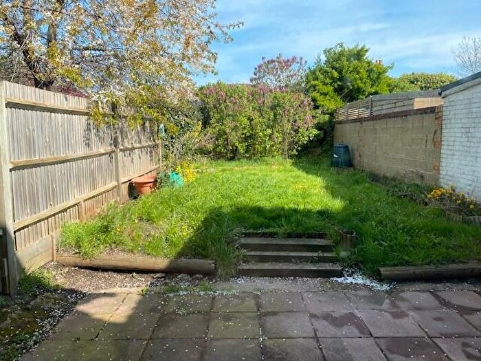 2 Bedroom Flat To Rent In Elgin Road, Freemantle, SO15