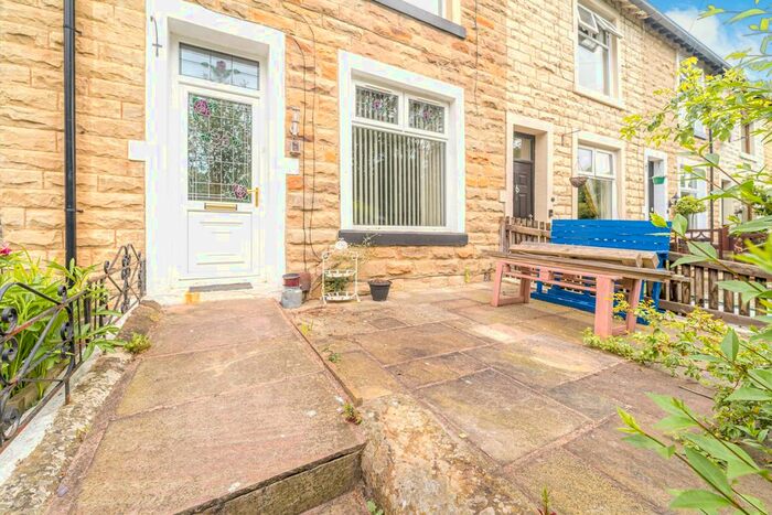 3 Bedroom Terraced House To Rent In Grove Lane, Padiham, Burnley, Lancashire, BB12