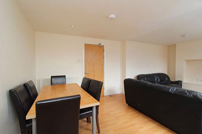 7 Bedroom Flat To Rent In Shortridge Terrace, Jesmond, Newcastle Upon Tyne, NE2