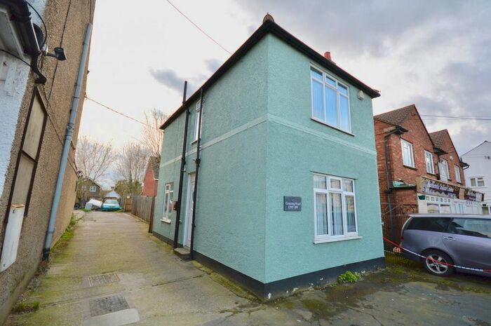 2 Bedroom Detached House For Sale In Cressing Road, Braintree, Essex, CM7